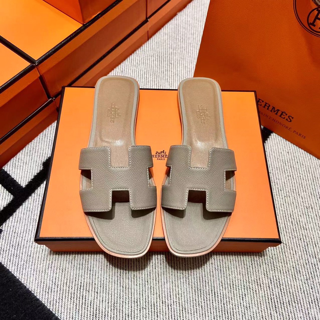 에르메스 올수공 오란 슬리퍼 샌들 앱송 131